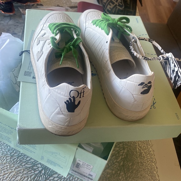 OFF-WHITE Auth Sneakers💯 - Picture 4 of 8